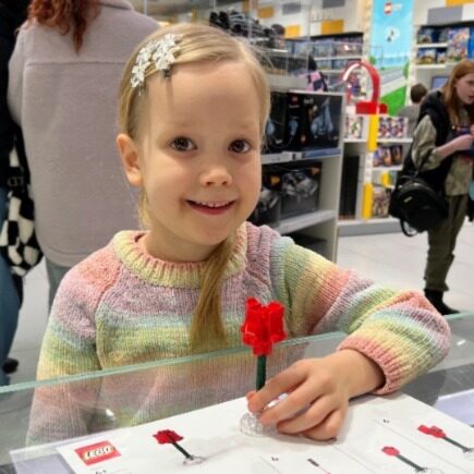 Valentine’s Rose Build at the LEGO Store